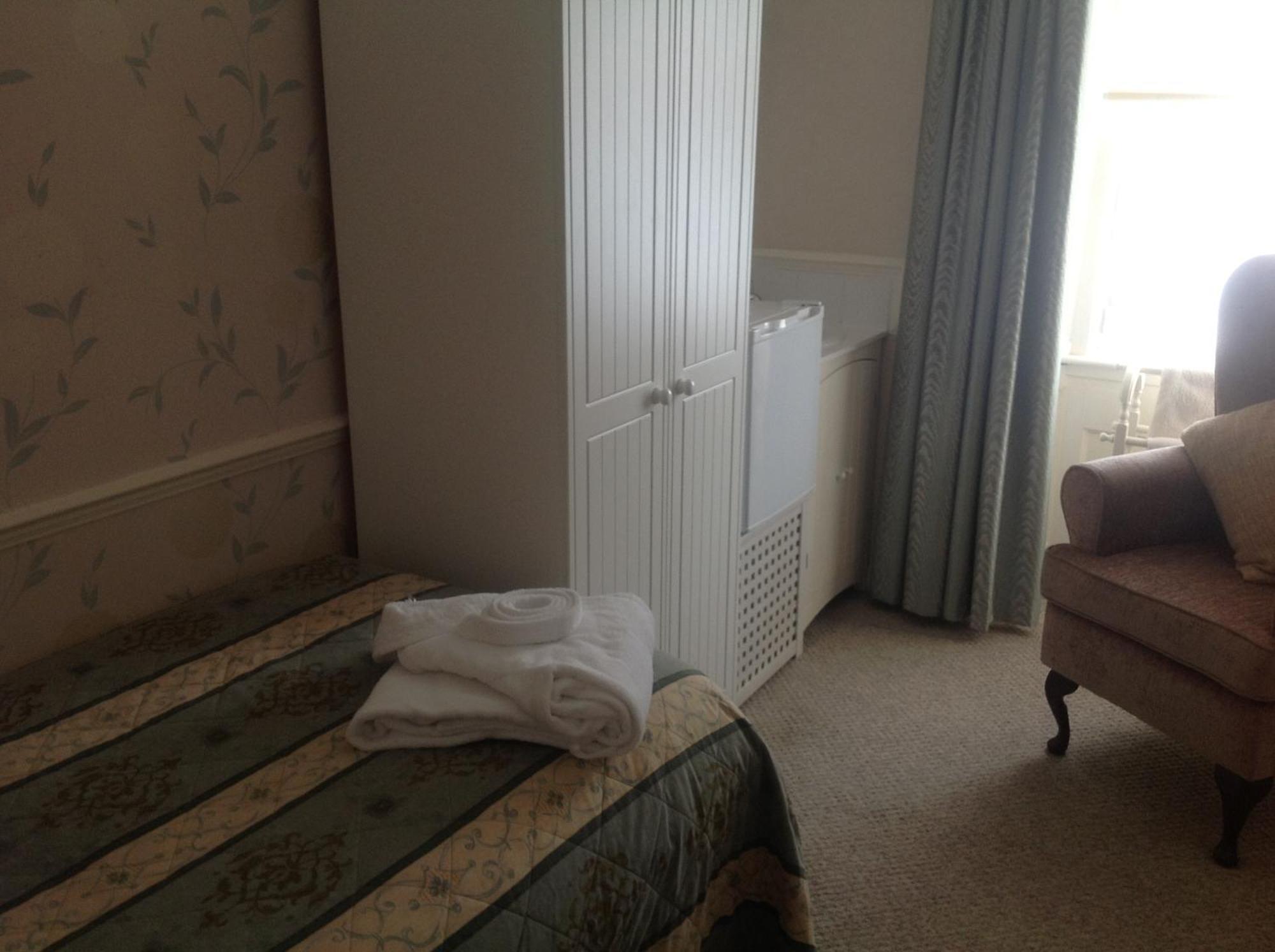 Comelybank Guesthouse Crieff Ruang foto