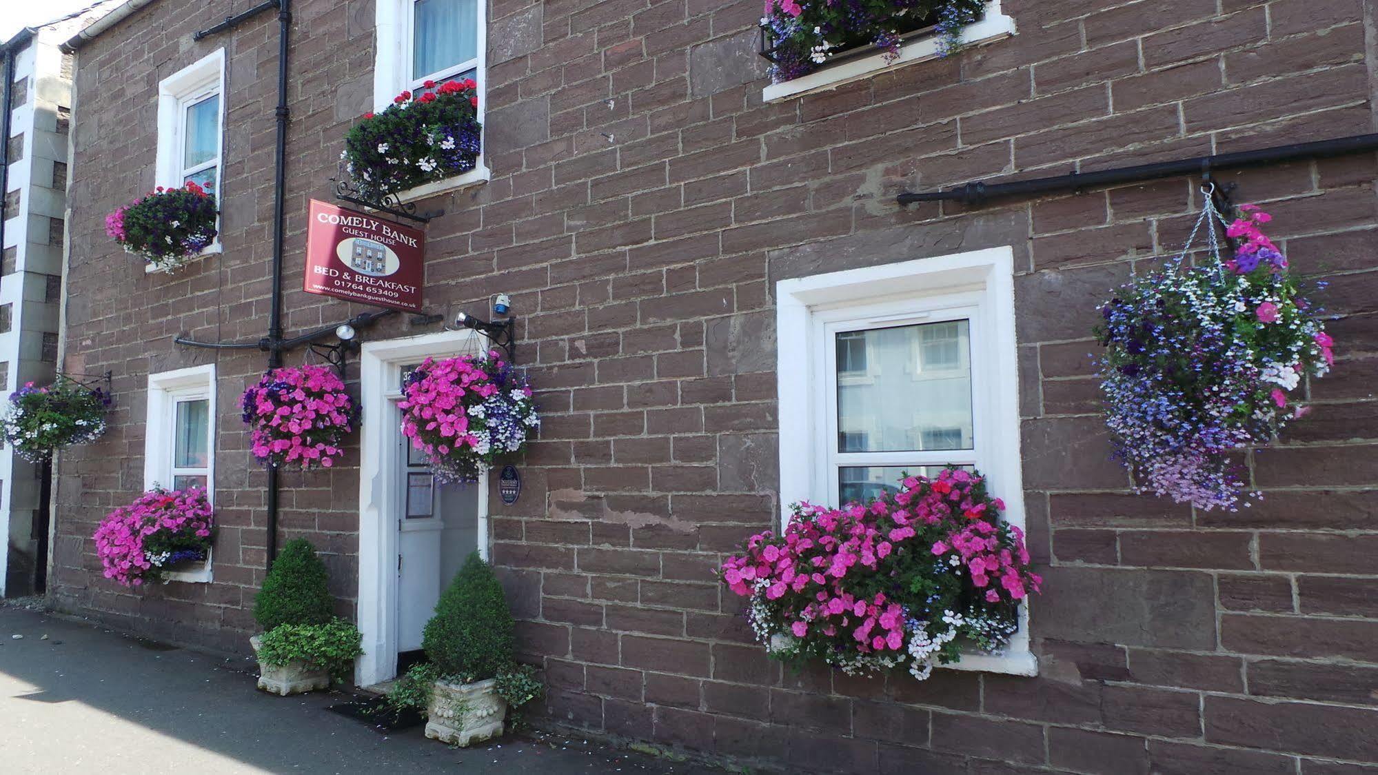 Comelybank Guesthouse Crieff Bagian luar foto