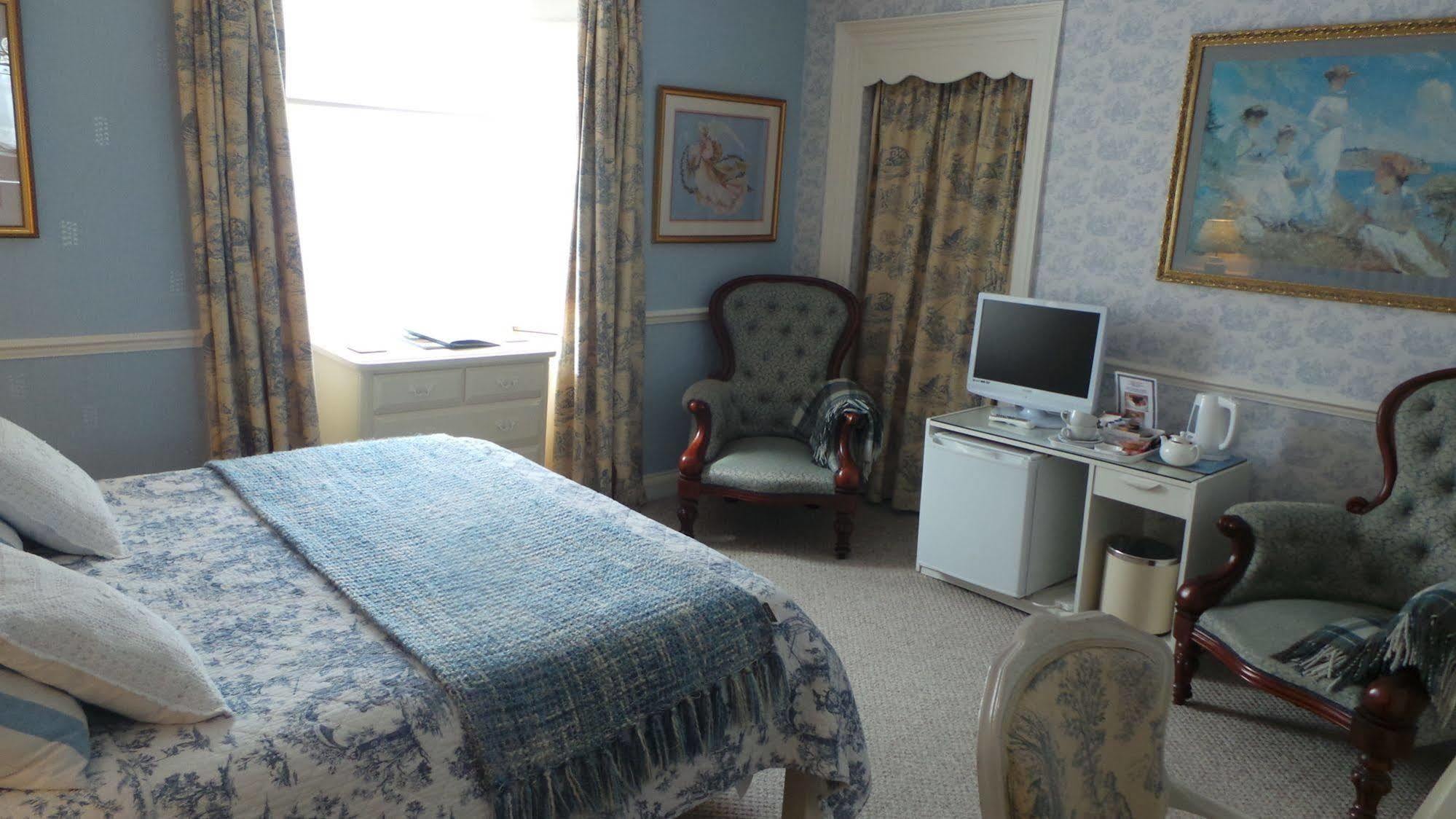 Comelybank Guesthouse Crieff Bagian luar foto