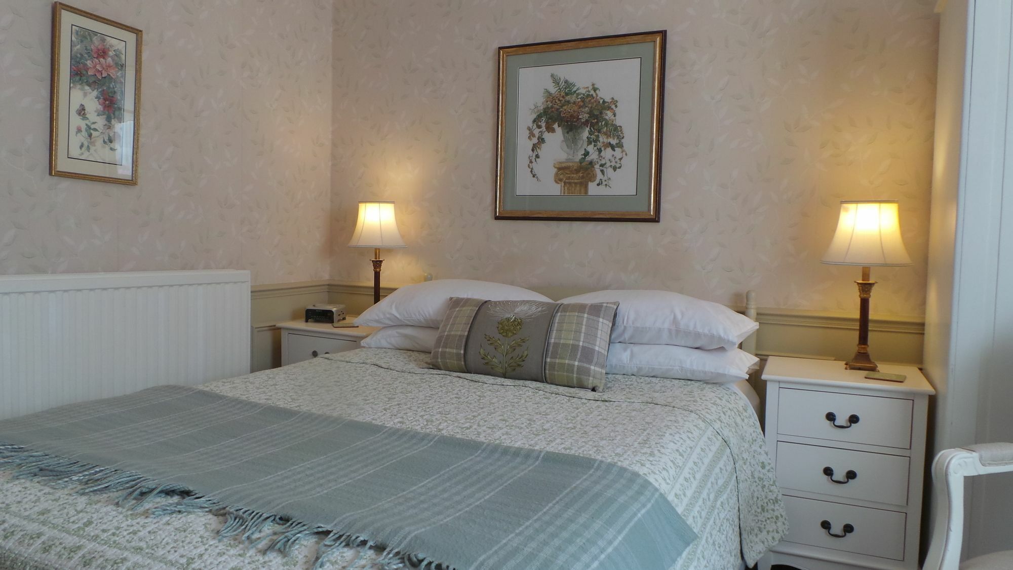 Comelybank Guesthouse Crieff Bagian luar foto