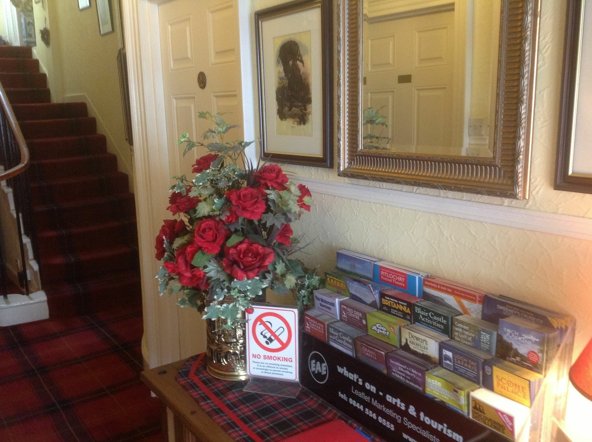 Comelybank Guesthouse Crieff Bagian luar foto
